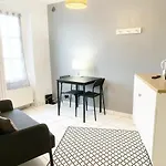 Duplex Le Coligny - Calme - Proche Centre Poitiers, Patinoire, Universite - Chu - Futuroscope A 20min * פואטייה